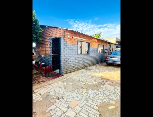 0 BEDROOM HOUSE FOR SALE IN COSMO CITY